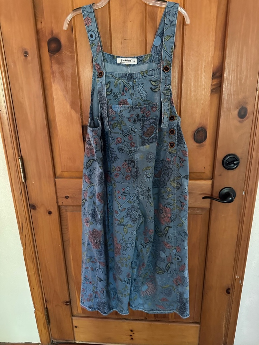 Three Birds Nest High Hopes Slouchy Denim Overalls Med. 100$ on website - Picture 5 of 6